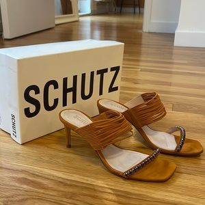 SCHUTZ KATHARINE MULE size 6.5 COLOR: INCA GOLD